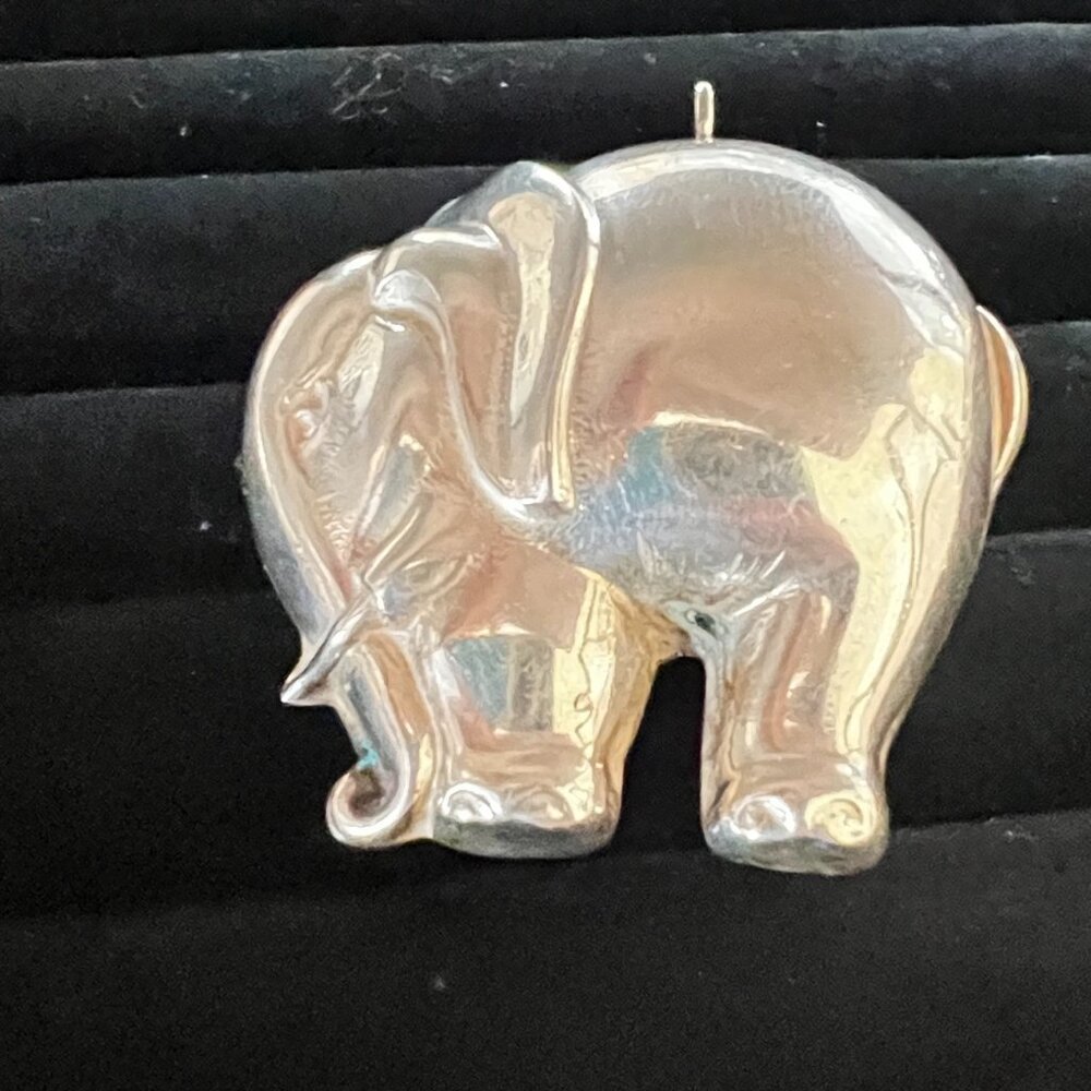Sterling Silver Elephant Necklace Pendant VTG